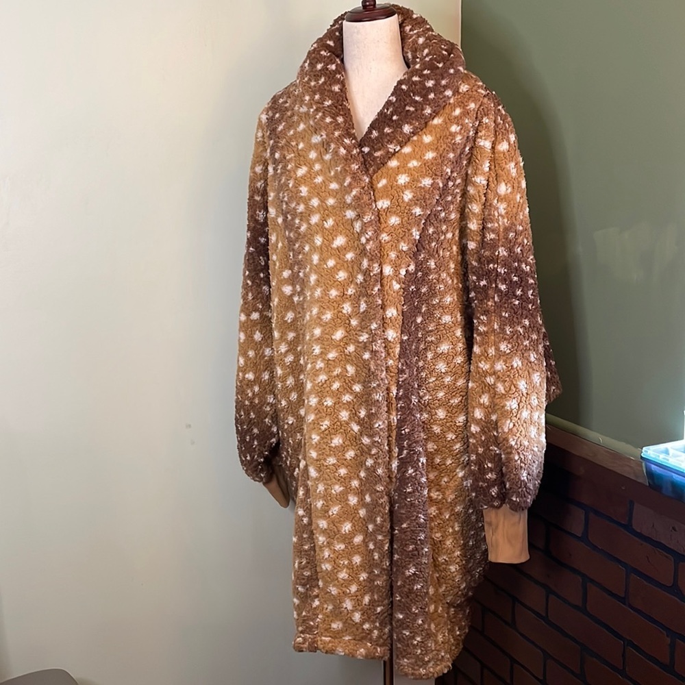 4X/5X bumbleBella by Jill Martin Sherpa Shawl F06 6375